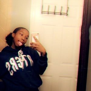 Meet your Posher, Miracle